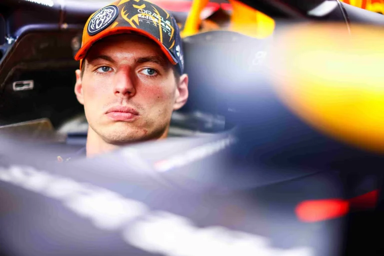 Verstappen confirms discussing with race engineer Lambiase during Belgium race