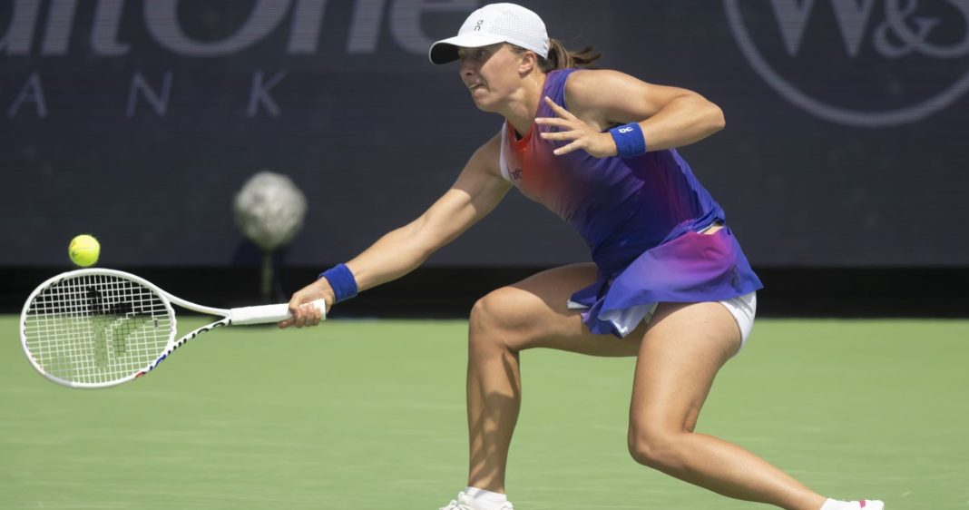 swiatek-defeats-andreeva-to-advance-to-the-semi-finals-2