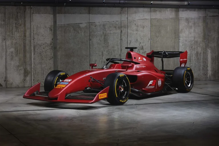 FIA reveals the latest Formula 3 cars in Monza