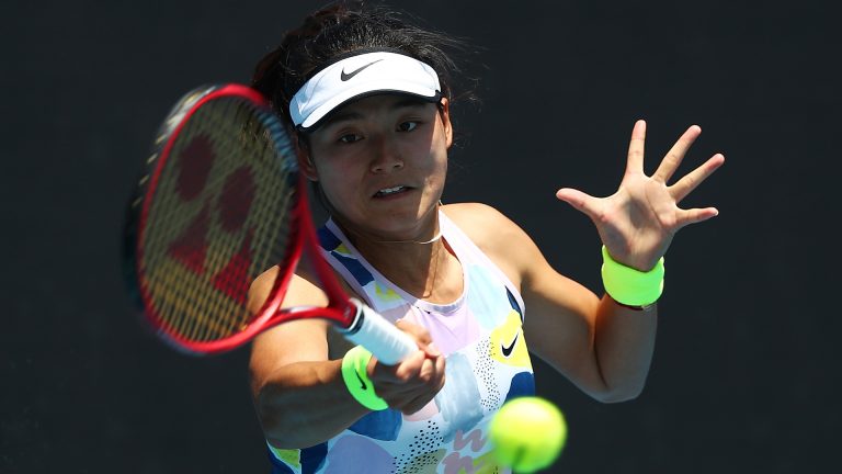 Wang’s shocking victory over Azarenka propels her to the fourth round