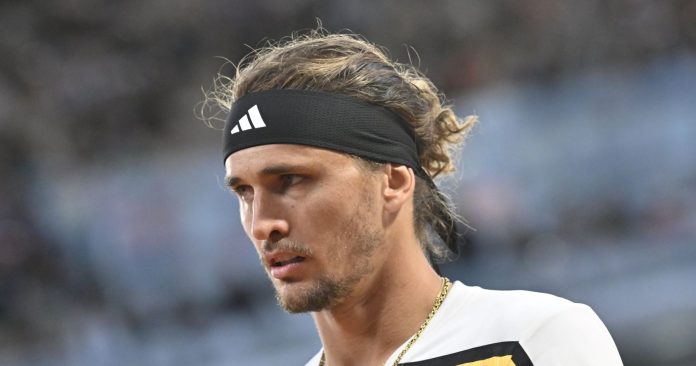 zverev-pulls-out-of-china-open-to-focus-on-recovery